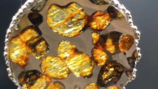 鑑別書】メテオライトジャパン パラサイト隕石 ネックレス 32㍉ セリコ